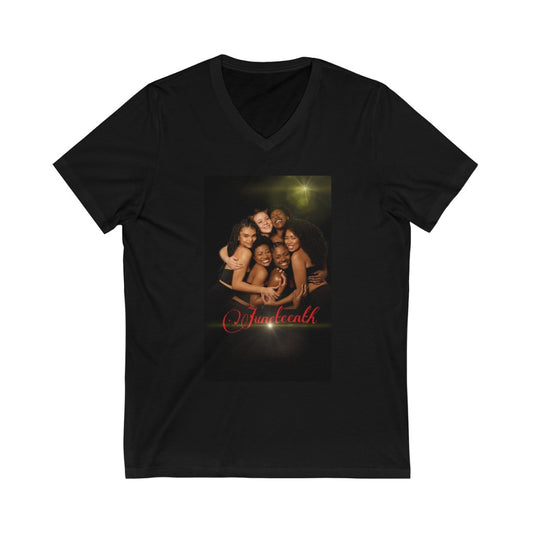 "Melanin Queens" V Neck